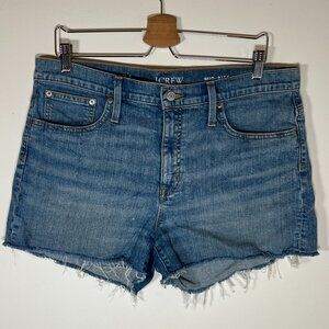 J Crew Mid Rise Short In Bleeker Wash Size 31